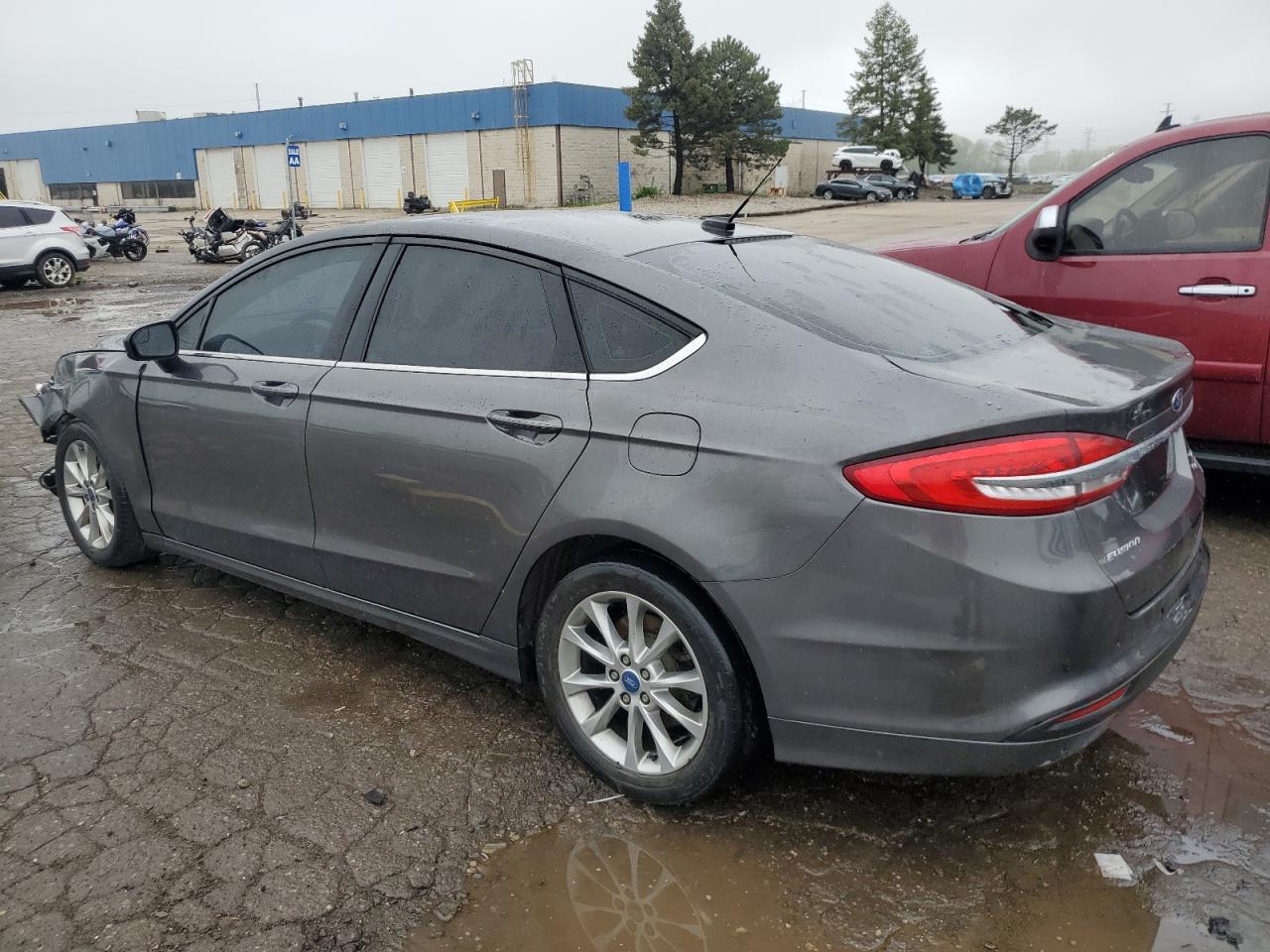 FORD FUSION SE