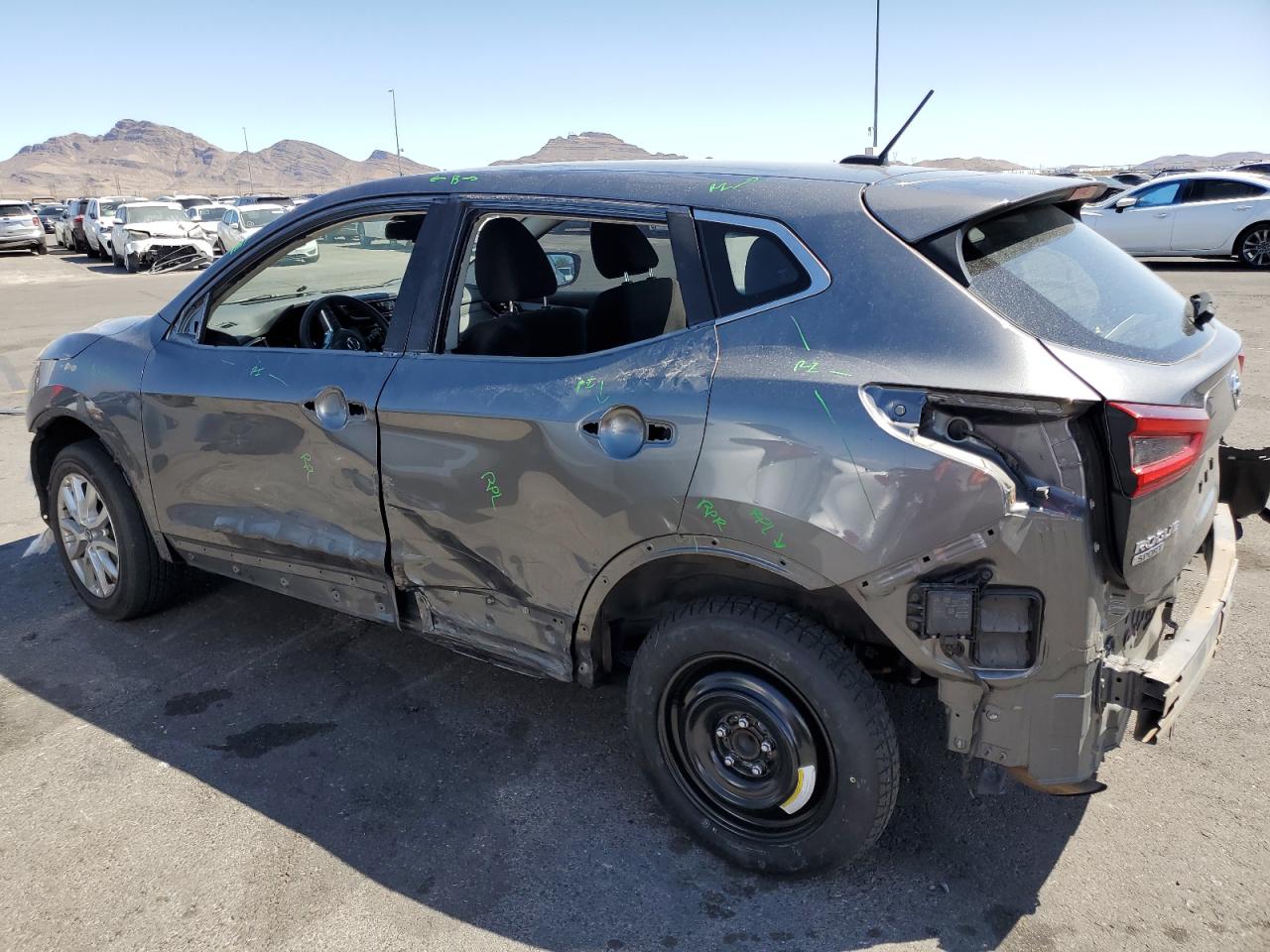 NISSAN ROGUE SPORT S