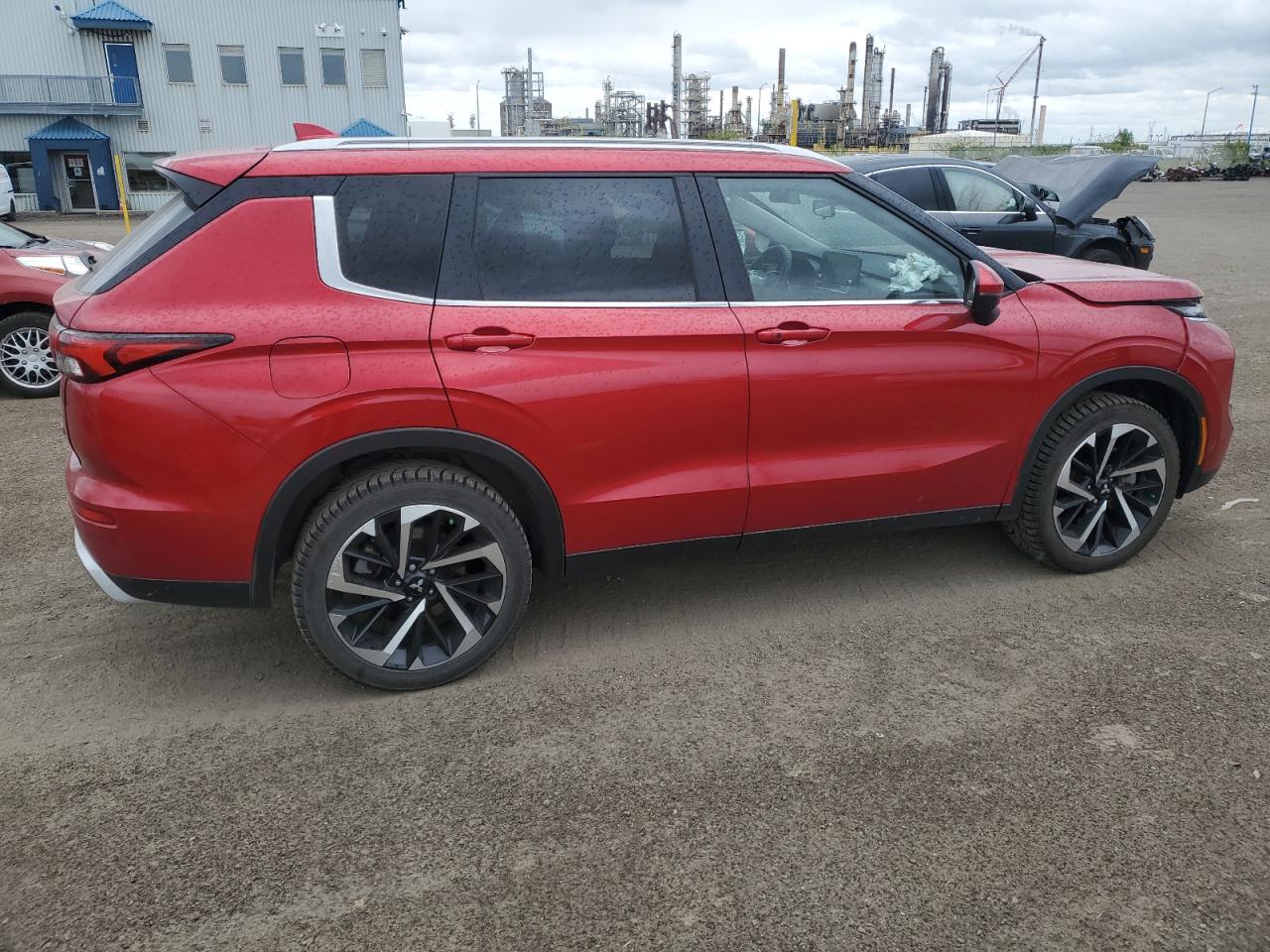 Mitsubishi Outlander 2023