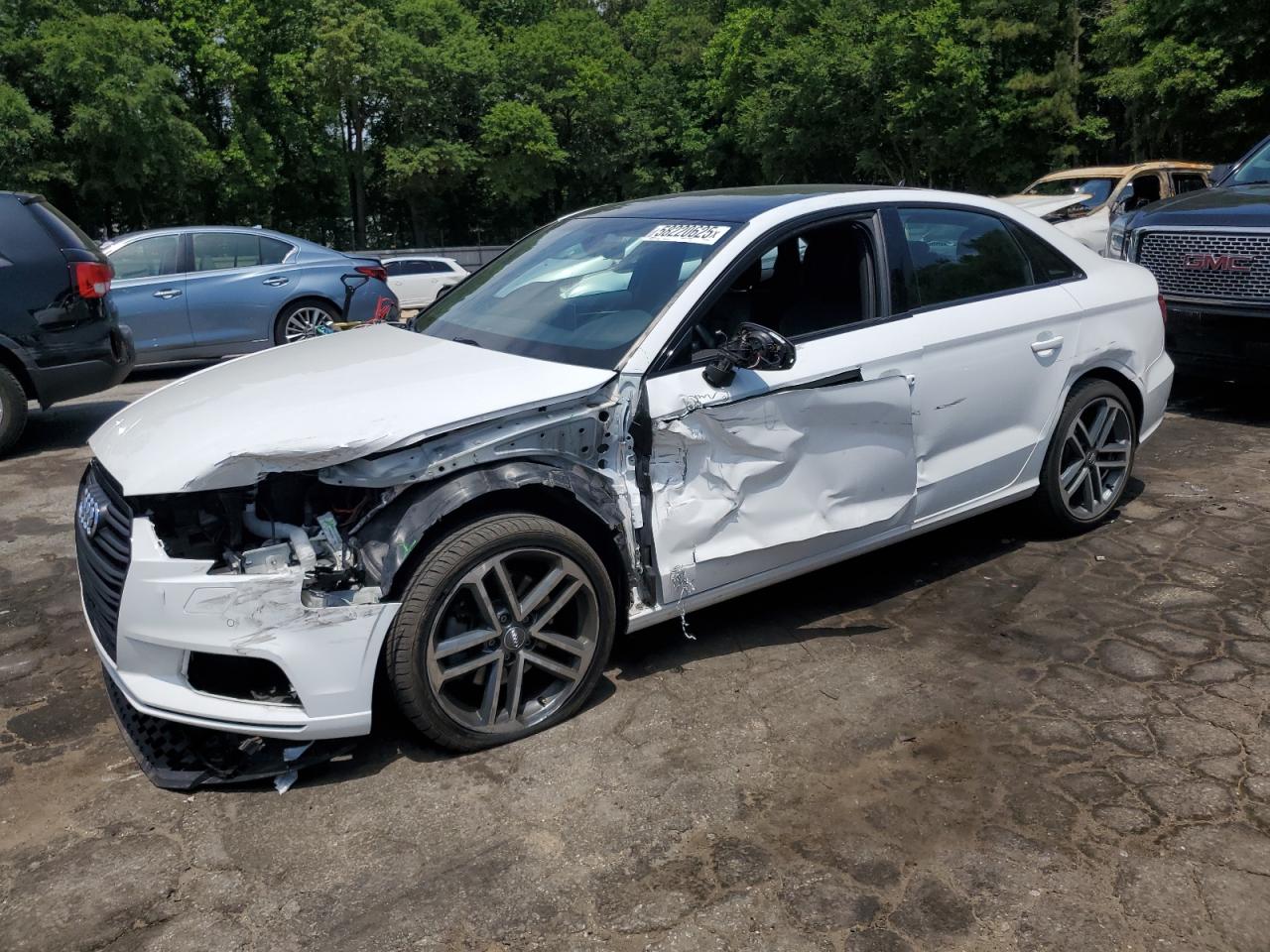 AUDI A3 PREMIUM