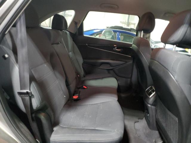 2016 KIA SORENTO LX - 5XYPG4A37GG121901