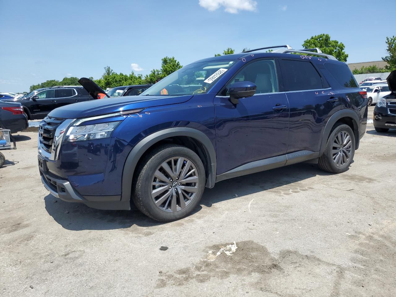 NISSAN PATHFINDER SL