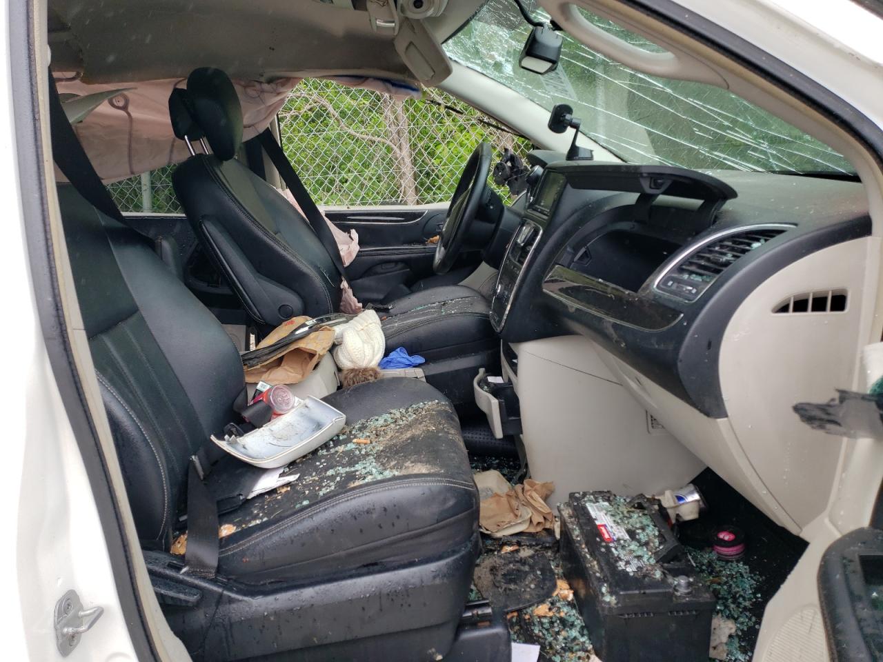 CHRYSLER TOWN & COUNTRY TOURING