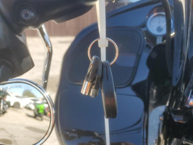 2016 HARLEY-DAVIDSON FLTRXS ROA 1HD1KTM11GB661262