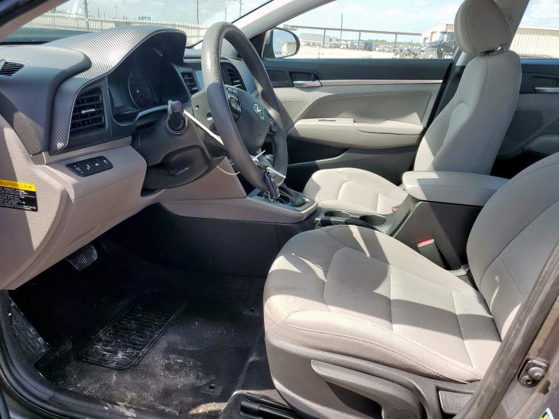 2019 HYUNDAI ELANTRA SE 5NPD84LF4KH408119