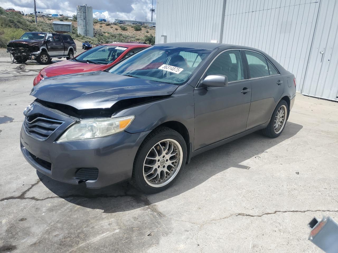 TOYOTA CAMRY BASE