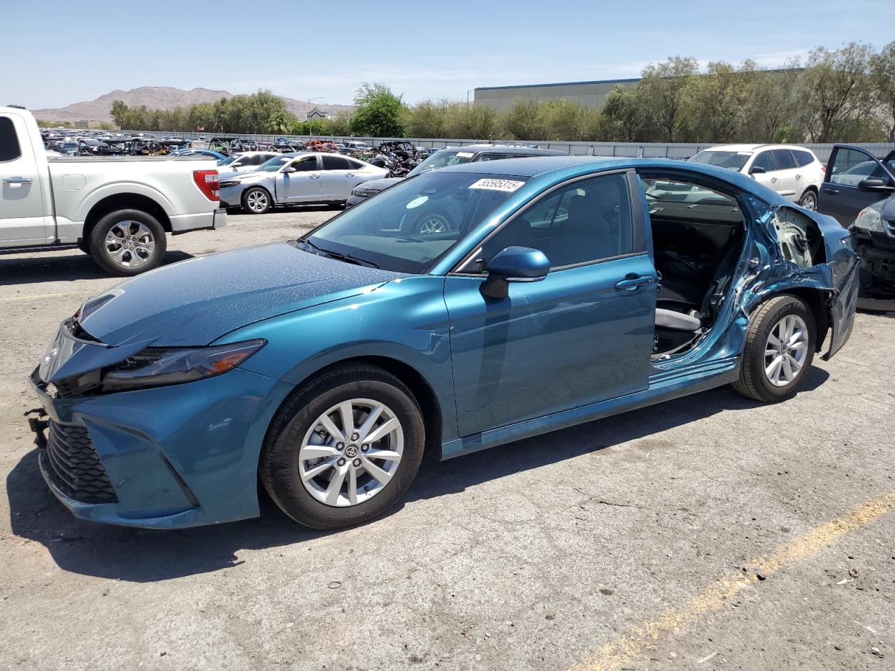 TOYOTA CAMRY XSE