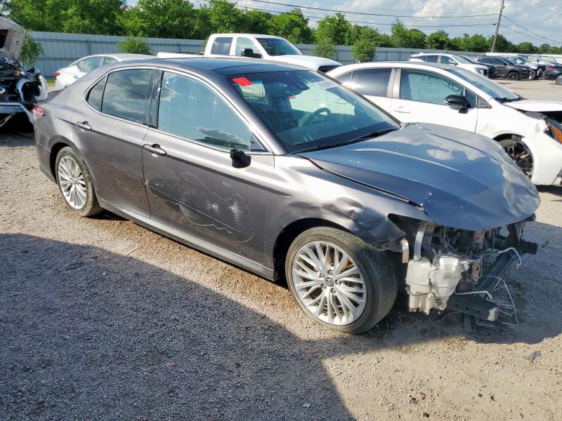 Vin: 4t1b11hk4ju500637, lot: 53972575, toyota camry l 20184
