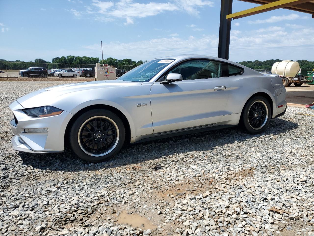 FORD MUSTANG GT