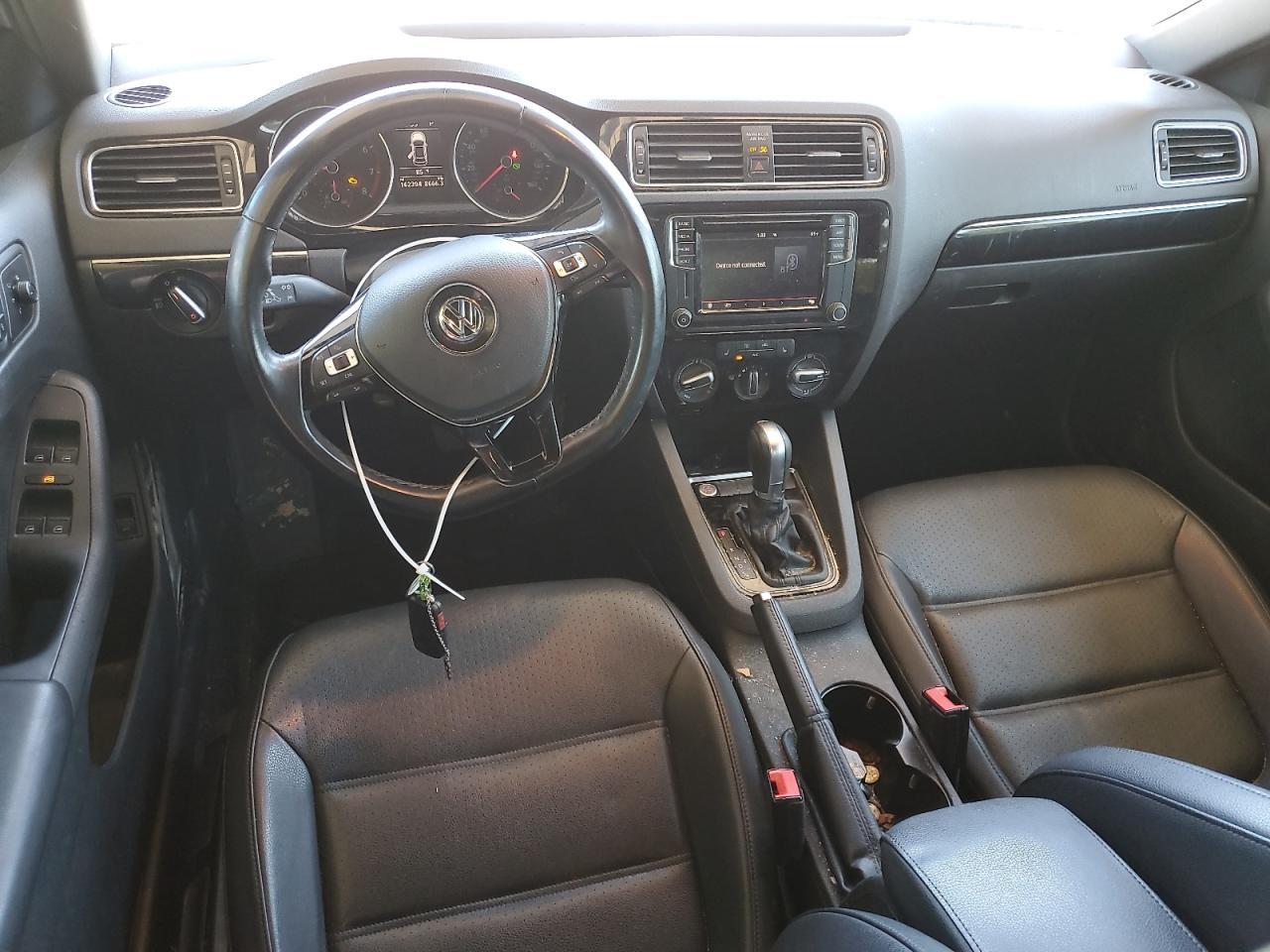 VOLKSWAGEN JETTA SPORT