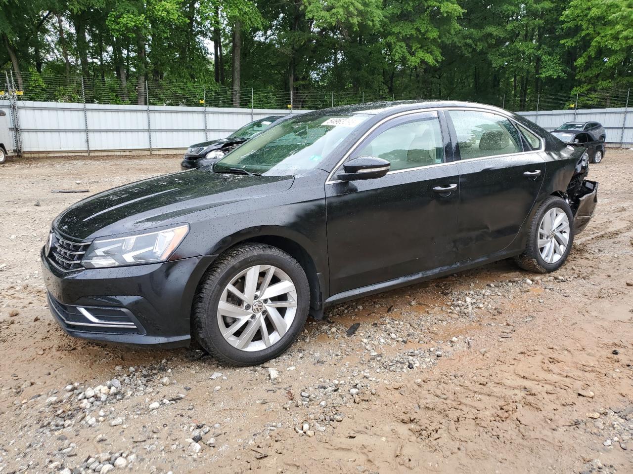VOLKSWAGEN PASSAT SE