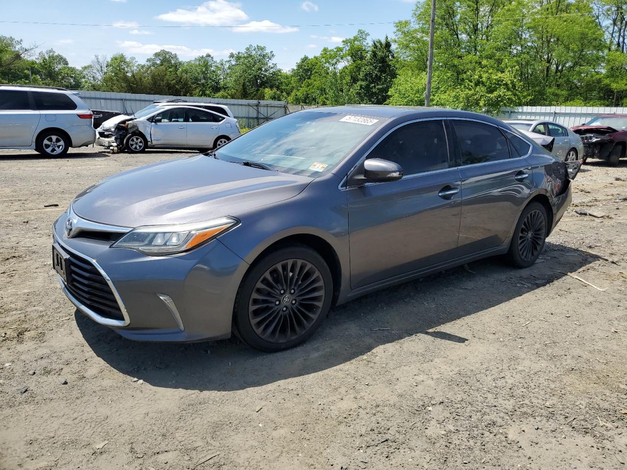 TOYOTA AVALON XLE