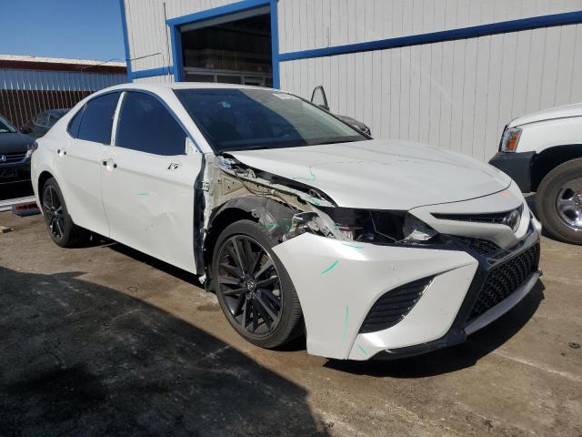 Vin: 4t1b61hk9ju029733, lot: 59261585, toyota camry xse 20184