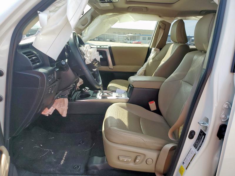 2020 TOYOTA 4RUNNER SR JTEBU5JRXL5766697