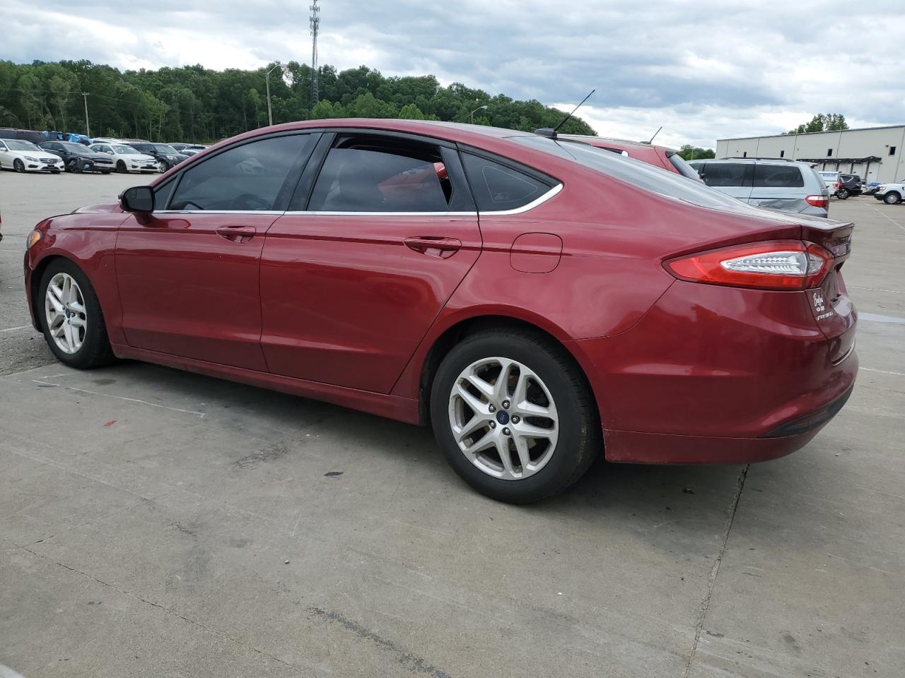 FORD FUSION SE