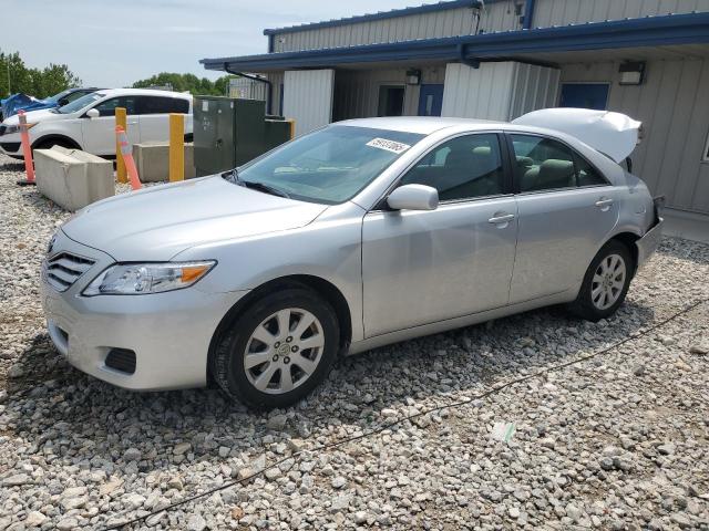 TOYOTA CAMRY BASE