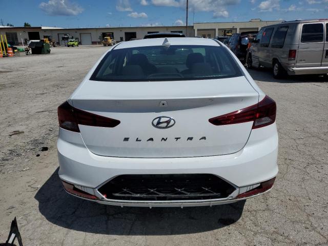 2019 HYUNDAI ELANTRA SE - 5NPD84LF2KH457092