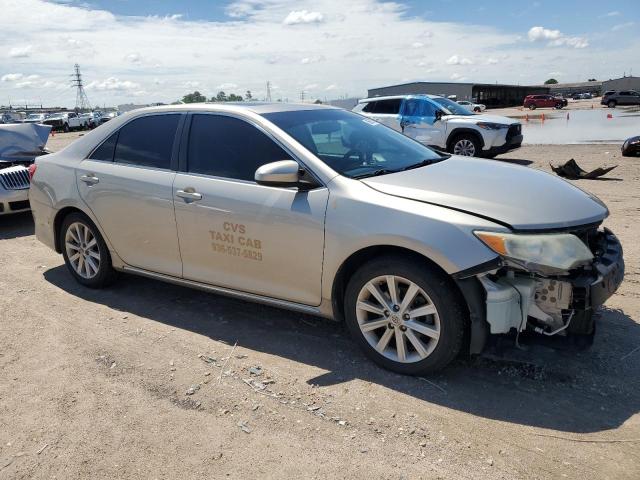 Vin: 4t1bk1fk2eu550569, lot: 56587055, toyota camry se 20144