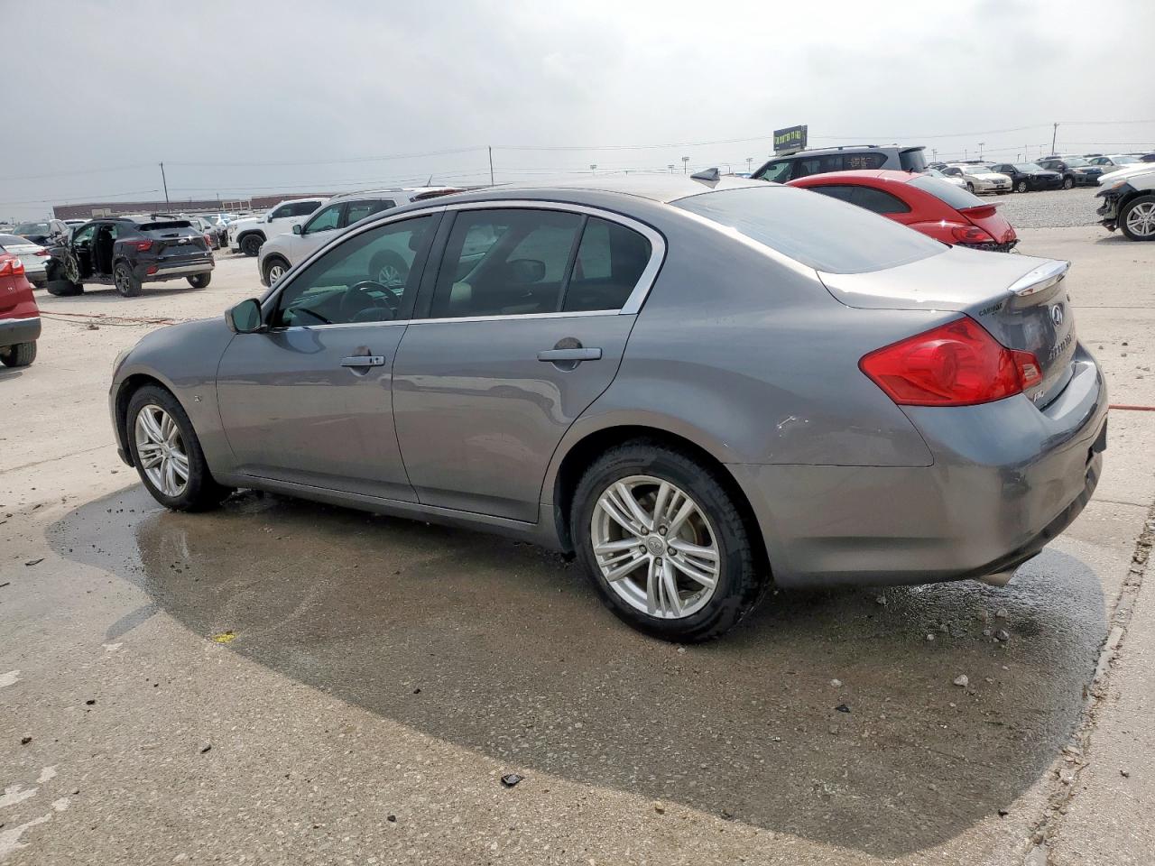 Infiniti Q40 2015