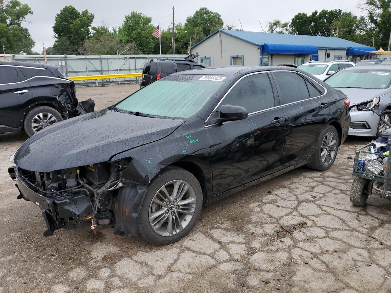TOYOTA CAMRY LE