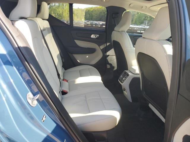 2025 VOLVO XC40 PLUS YV4L12UE8S2546934
