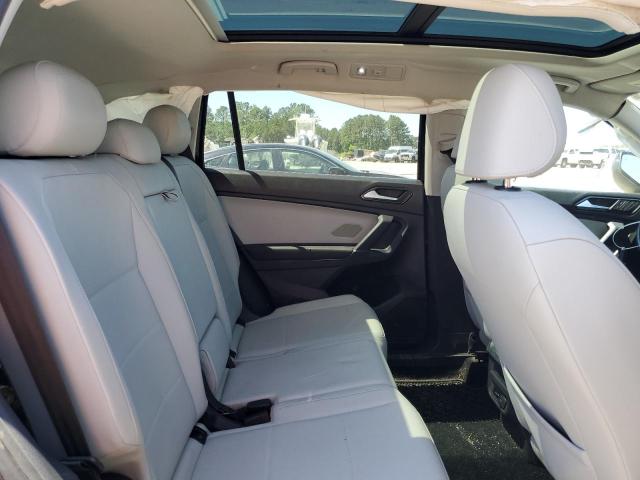 2018 VOLKSWAGEN TIGUAN SE - 3VV2B7AX8JM132642
