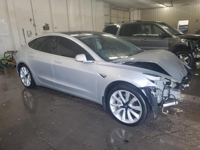 Vin: 5yj3e1ea5jf035724, lot: 56329385, tesla model 3 20184