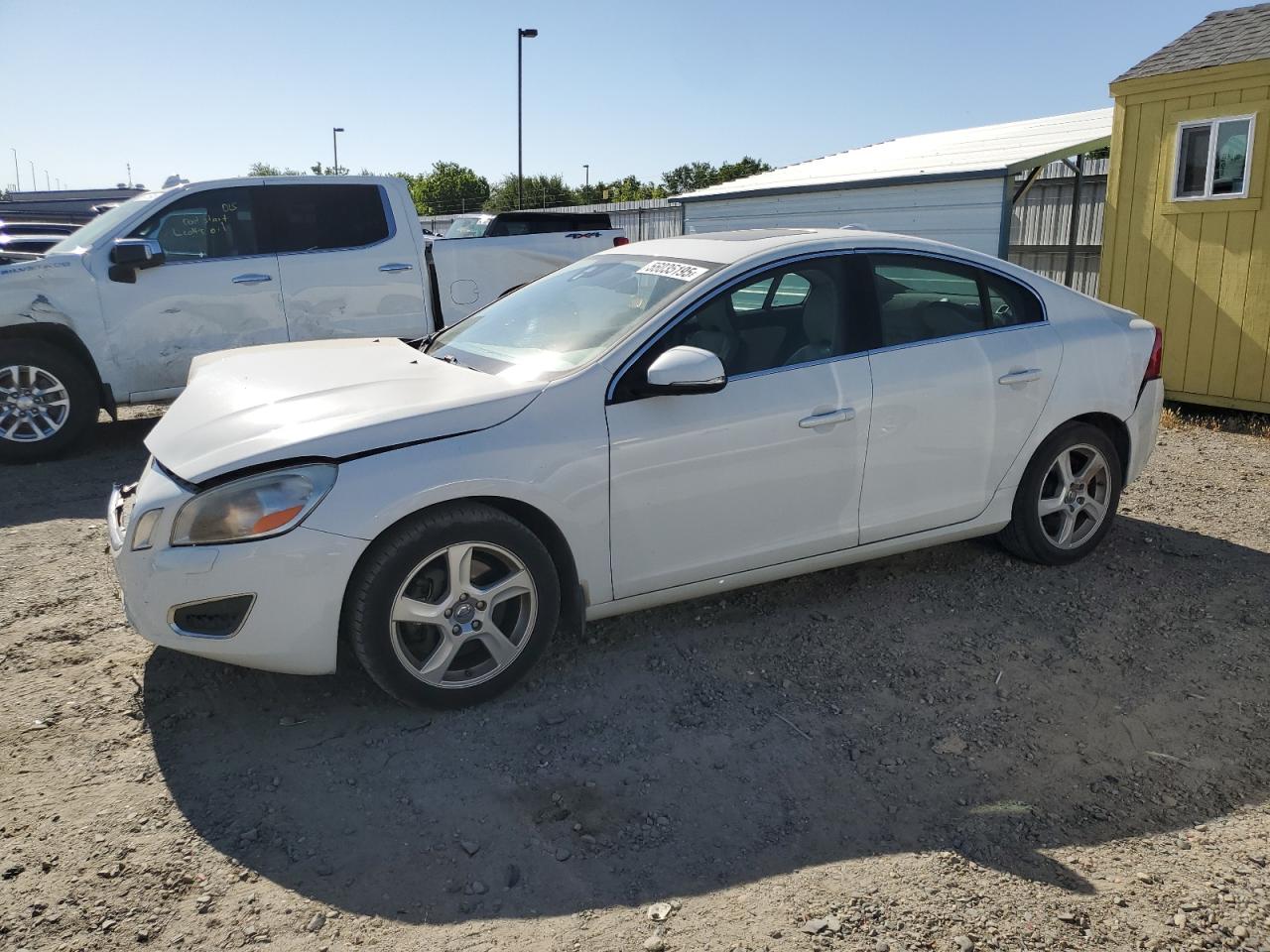 VOLVO S60 T5