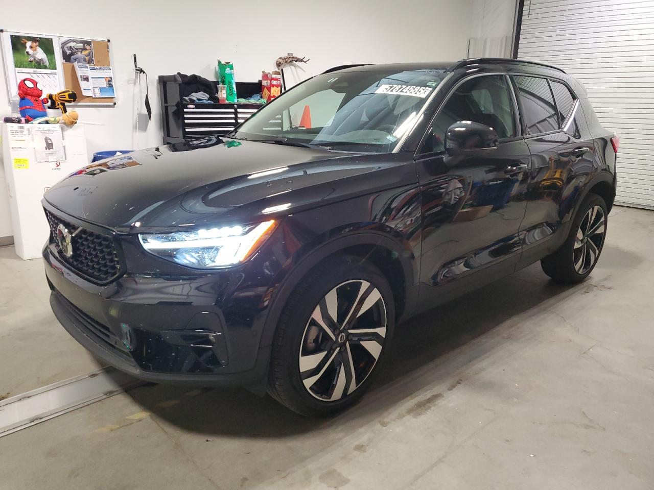 VOLVO XC40 PLUS