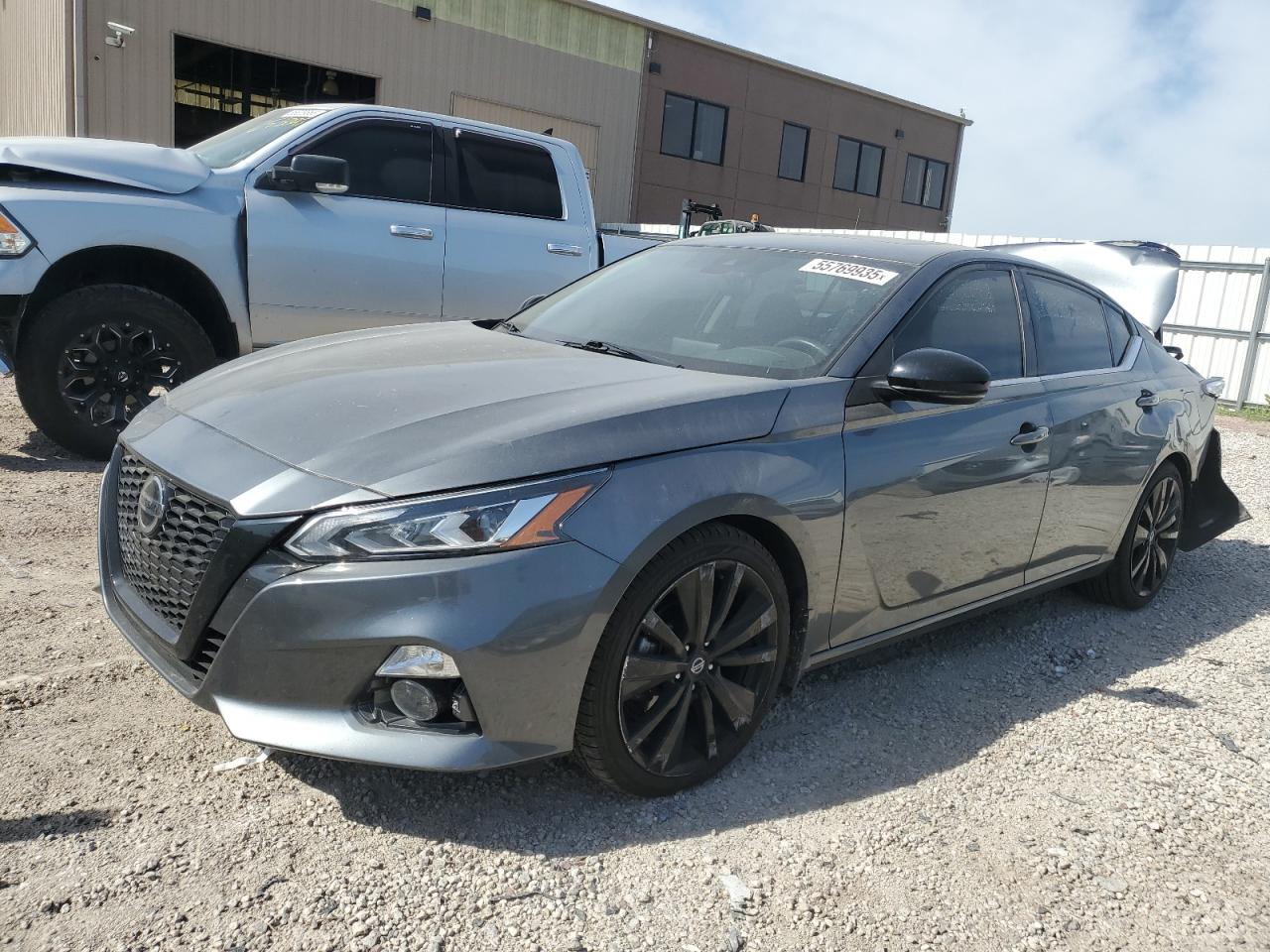 NISSAN ALTIMA SR