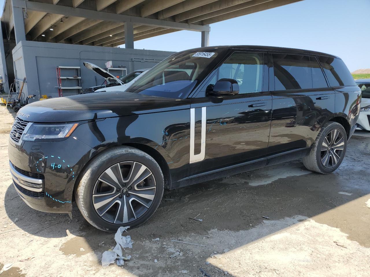 LAND ROVER RANGE ROVER AUTOBIOGRAPHY