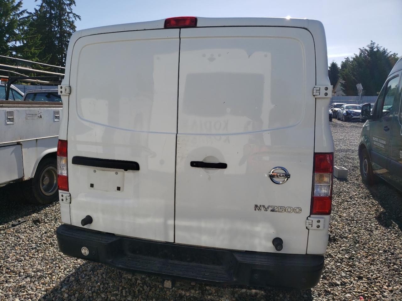 NISSAN NV2500 2500 S