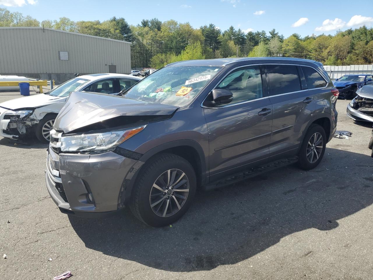 TOYOTA HIGHLANDER SE