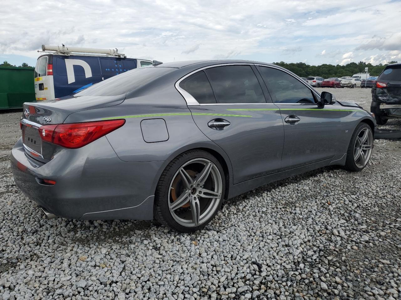 INFINITI Q50 2015