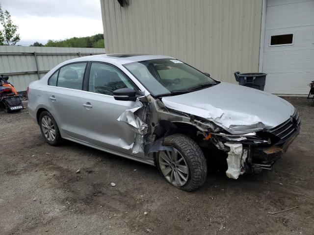 2015 VOLKSWAGEN JETTA SE 3VWD07AJ8FM317206
