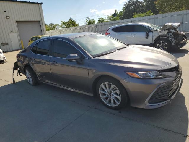 Vin: 4t1r11ak0pu822435, lot: 55323855, toyota camry le 20234
