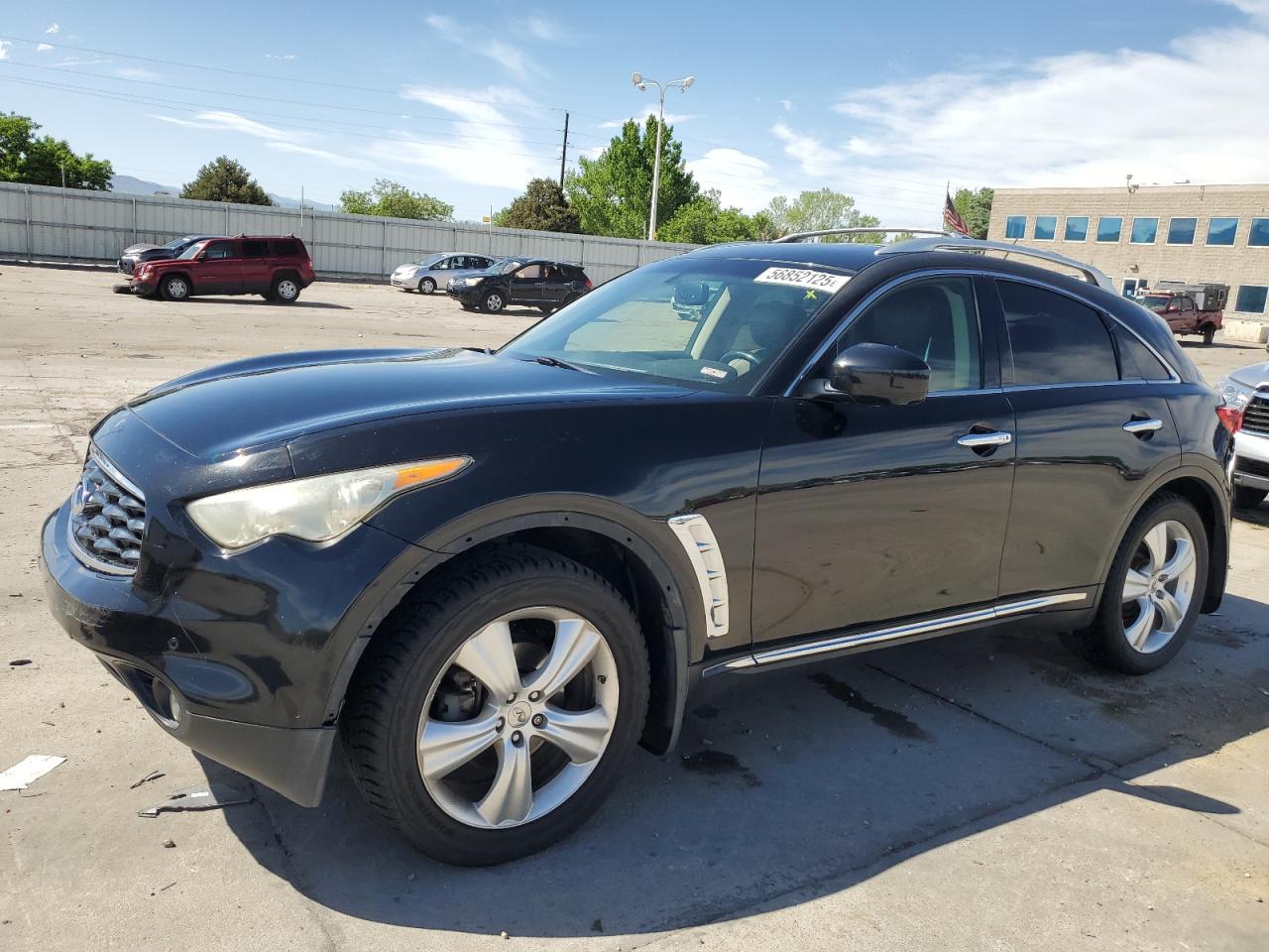 INFINITI FX35