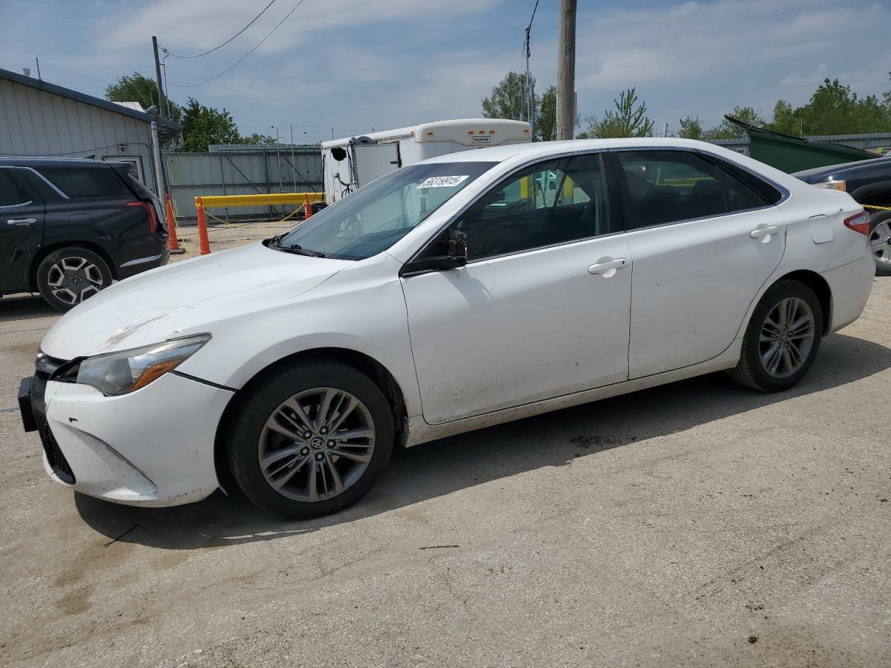 TOYOTA CAMRY LE