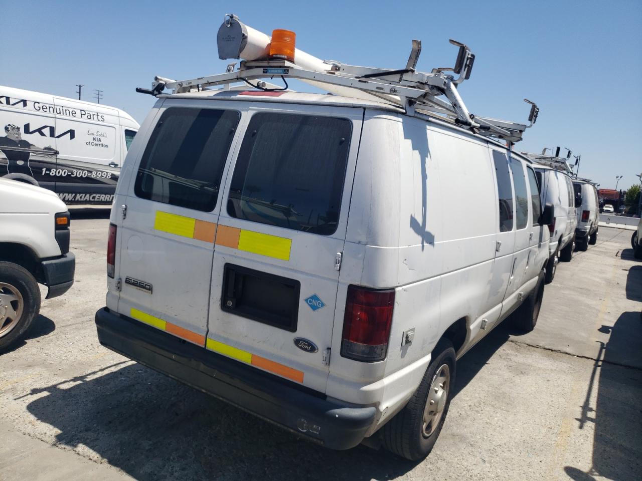 FORD ECONOLINE E250 VAN