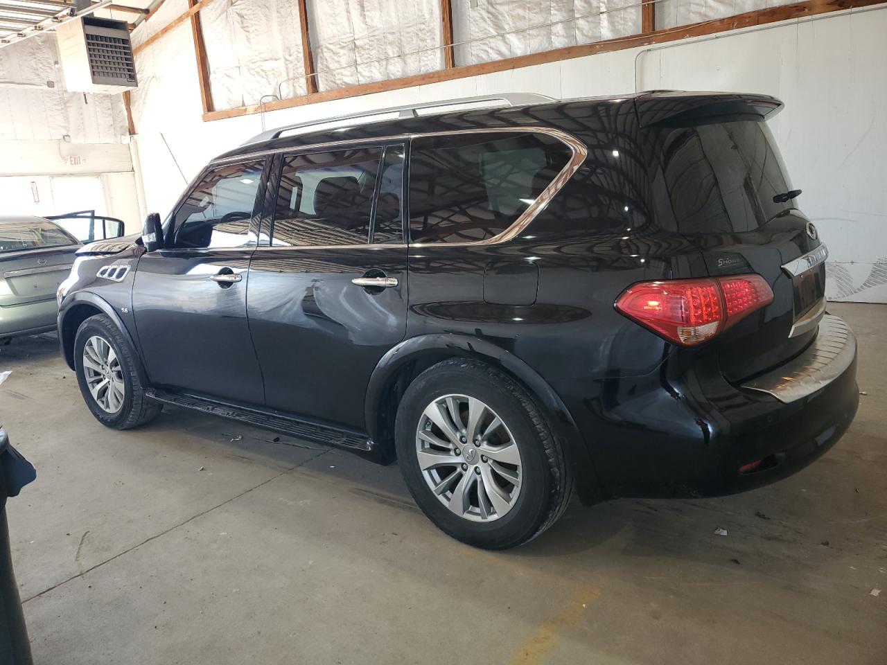 INFINITI QX80 2016