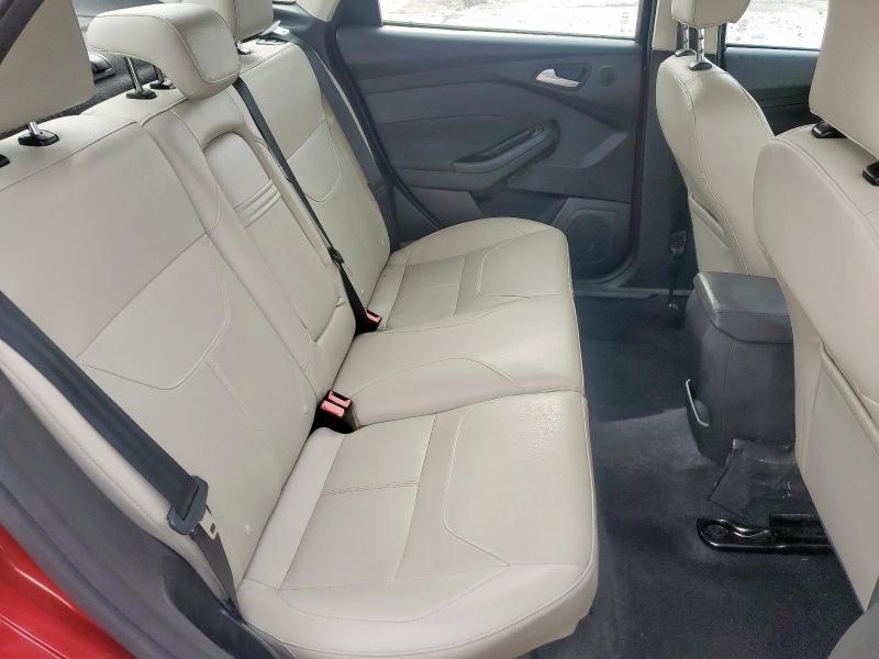 2015 FORD FOCUS TITA 1FADP3J27FL334148