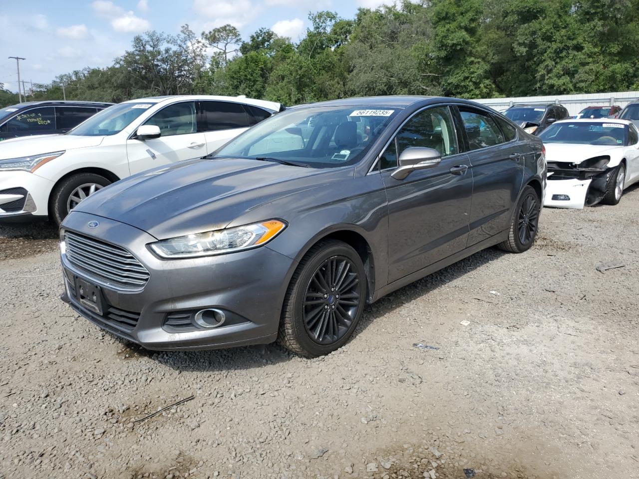 FORD FUSION SE