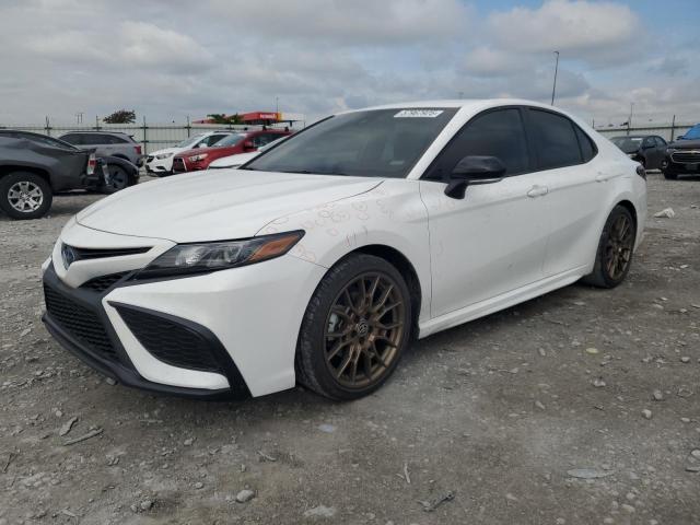 Vin: 4t1t31ak8pu053585, lot: 57967925, toyota camry se night shade 2023 img_1