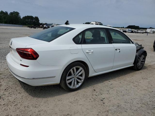 Vin: 1vwla7a3xkc010447, lot: 57518655, volkswagen passat wolfsburg 20193