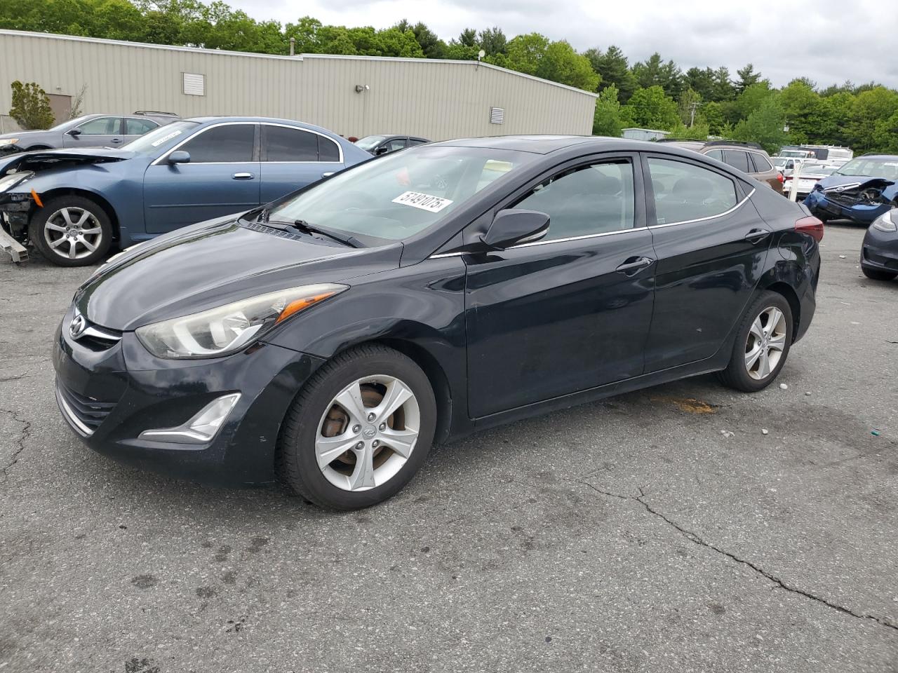 HYUNDAI ELANTRA SE