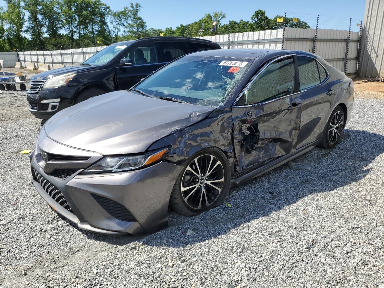 TOYOTA CAMRY SE