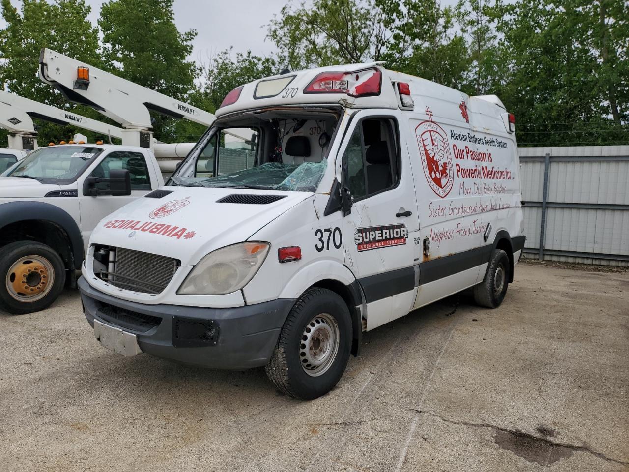 MERCEDES-BENZ SPRINTER 2500