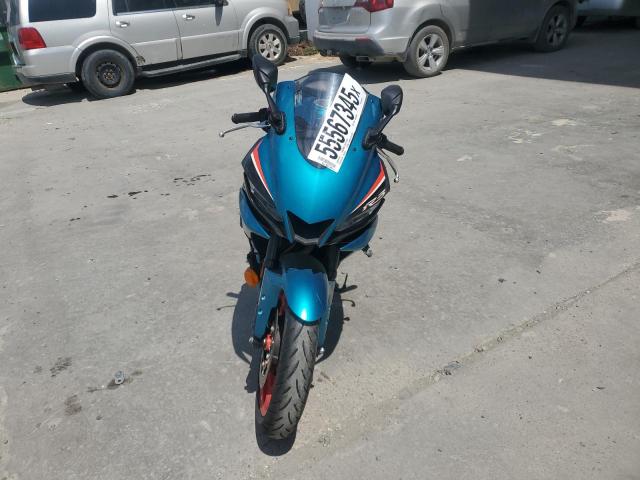 2021 YAMAHA YZFR3 A MH3RH18Y6MK007322
