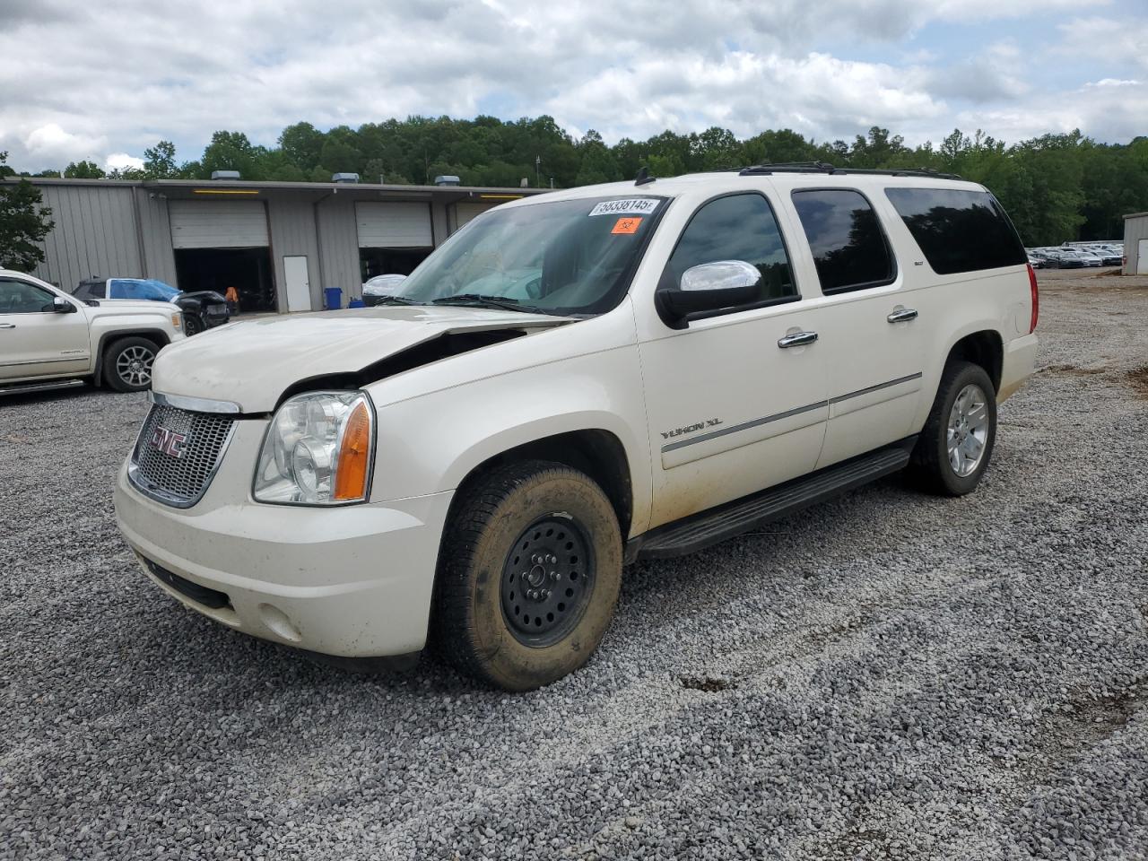 GMC YUKON C1500 SLT