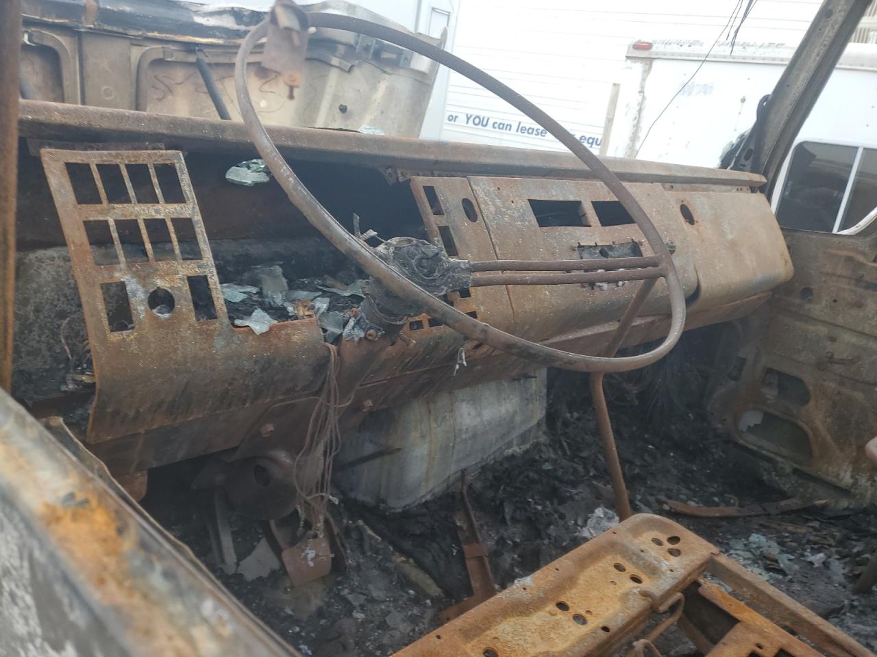 Lot #3292761772 1997 FREIGHTLINER MEDIUM CON